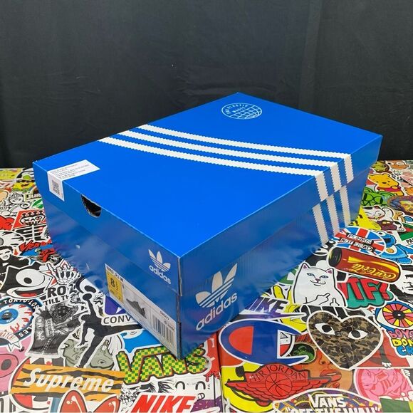 Adidas NMD R1 Leafy Green Women's Various Sizes - Picture 12 of 12